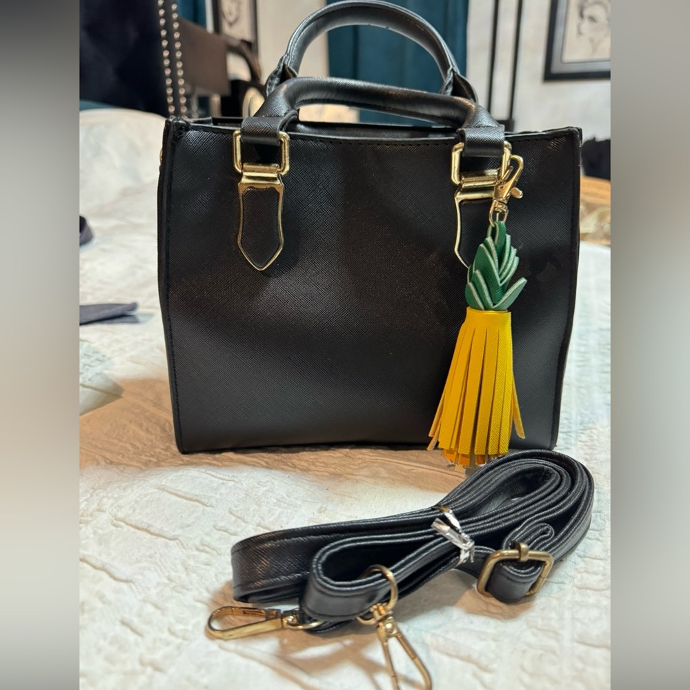 Small Black Purse with Pineapple Tassel